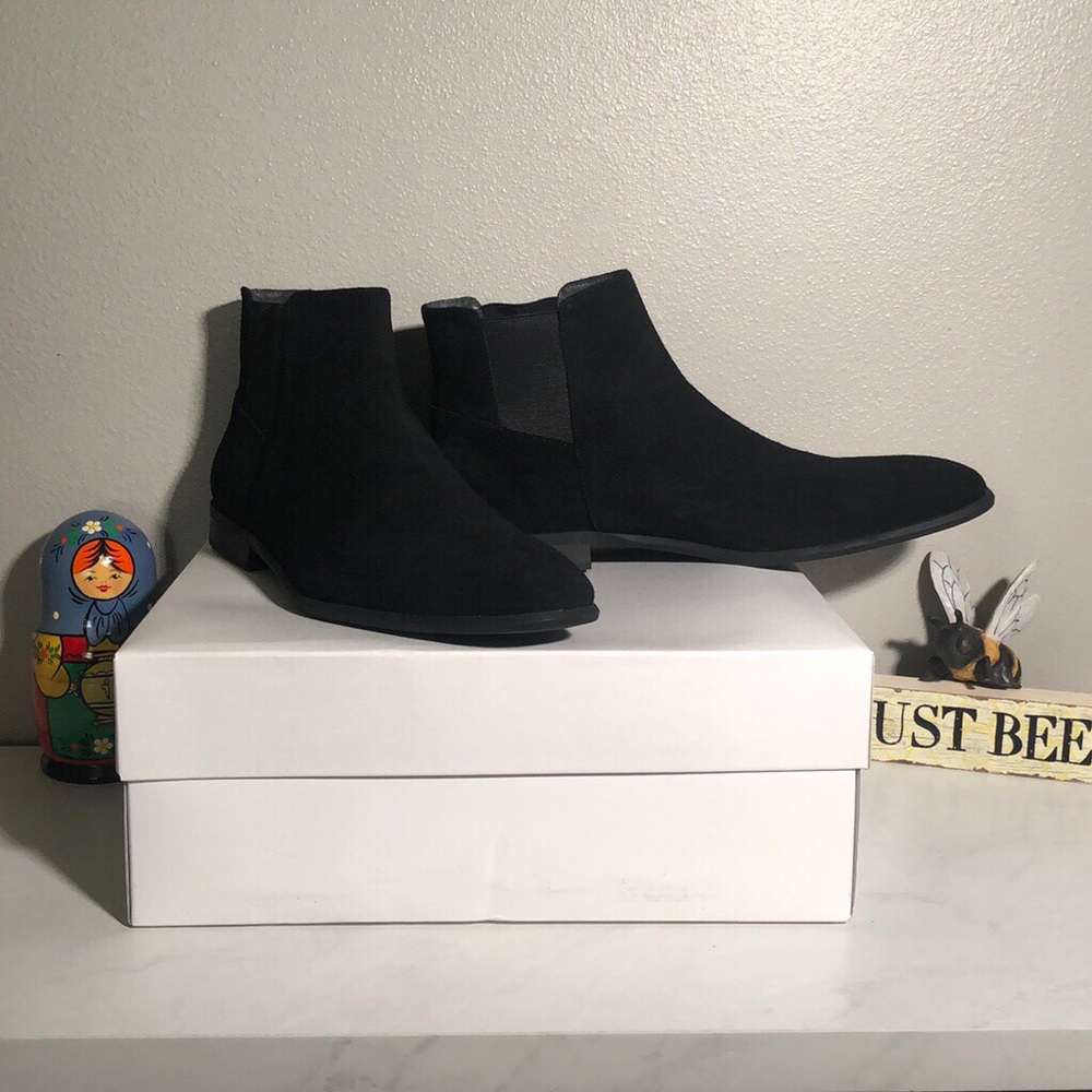 Calvin Klein Chelsea Boots